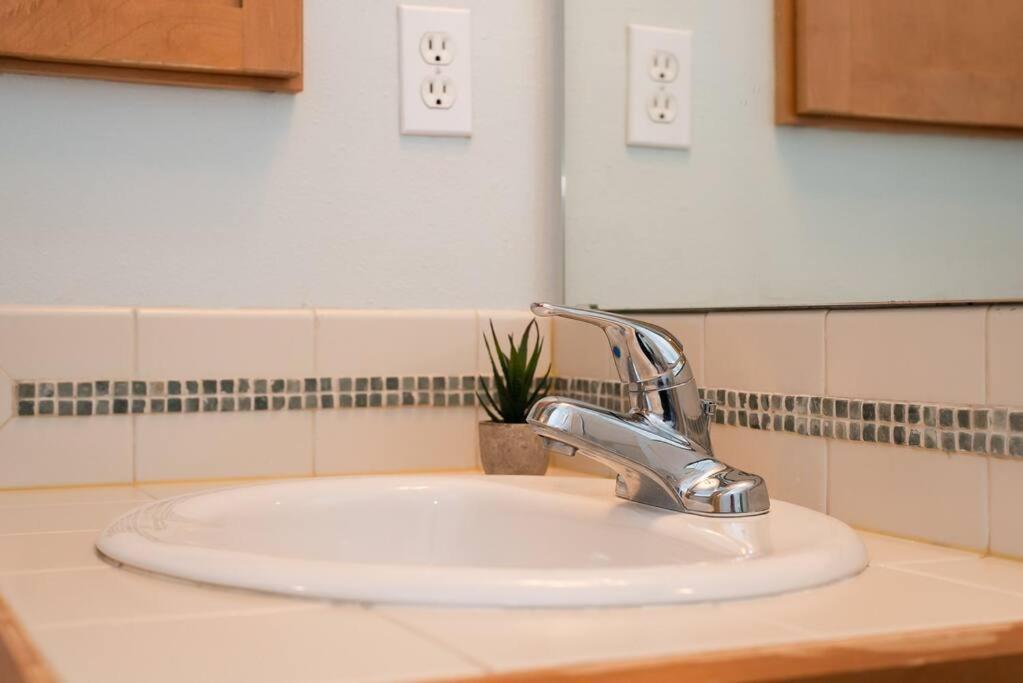 سياتل Snug Suite Near Greenlake! المظهر الخارجي الصورة